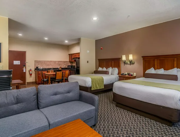 Best Western Plus Shamrock Inn & Suites hotel detail image 4