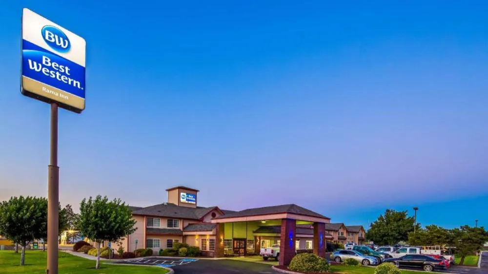 Best Western Rama Inn hotel hero