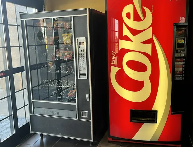 Red Roof Inn & Suites Sulphur Springs hotel detail image 3