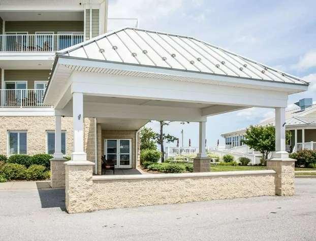 Island Inn & Suites, an Ascend Collection Hotel hotel detail image 3