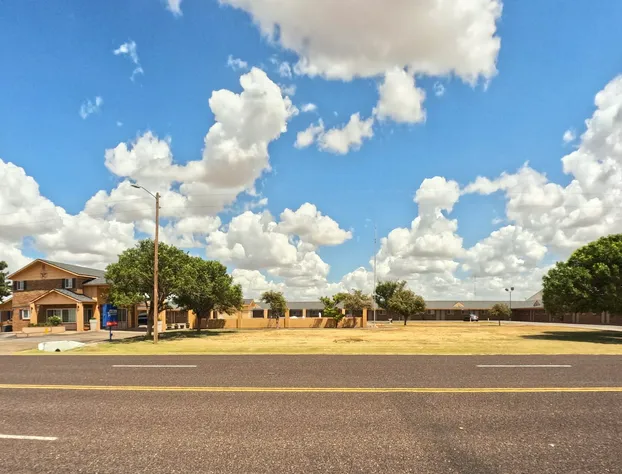 Capital O Route 66 Country Inn Vega Tx hotel detail image 2