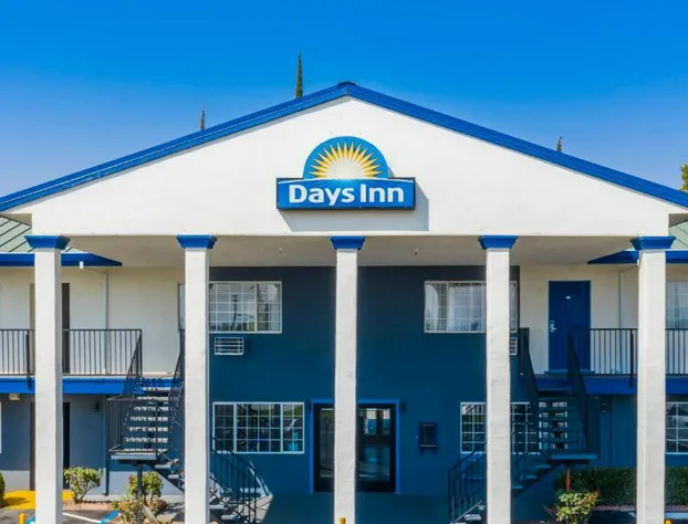 Days Inn by Wyndham Red Bluff hotel detail image 4