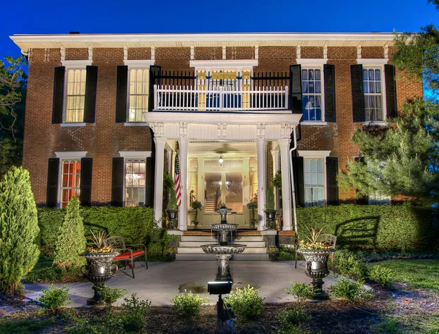 1851 Historic Maple Hill Manor B&B hotel detail image 1