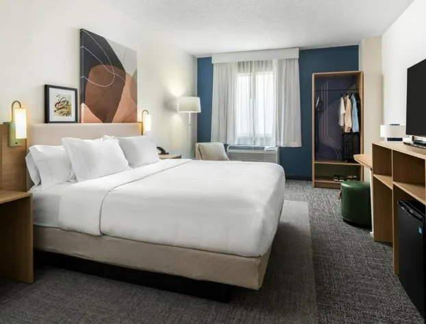 Spark by Hilton Glendive hotel detail image 2