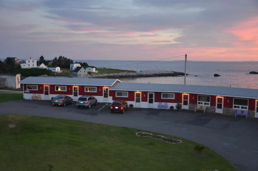 Clifty Cove Motel hotel hero