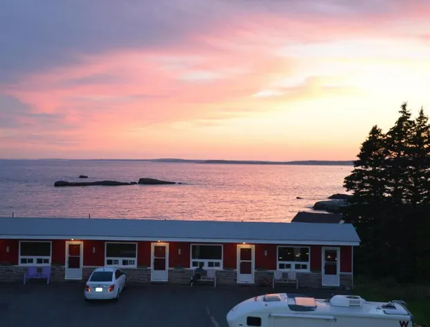 Clifty Cove Motel hotel detail image 2