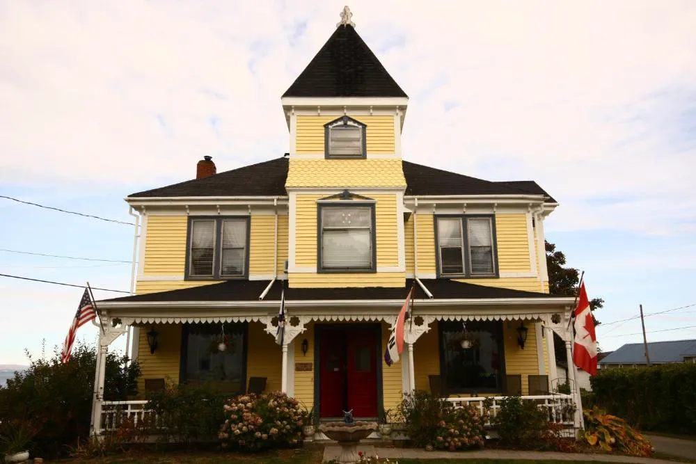 Come From Away B&B Inn hotel hero