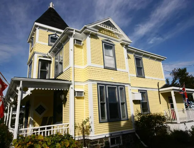 Come From Away B&B Inn hotel detail image 1