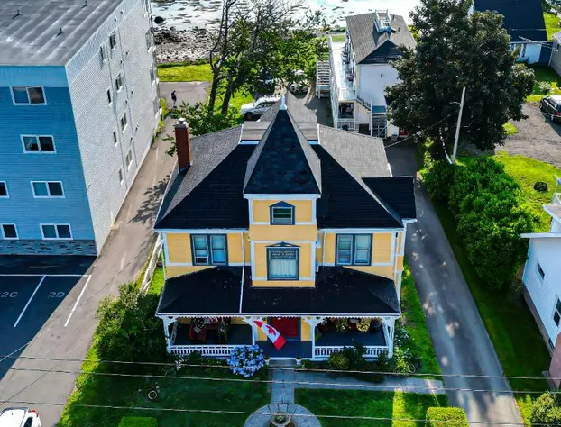 Come From Away B&B Inn hotel detail image 4