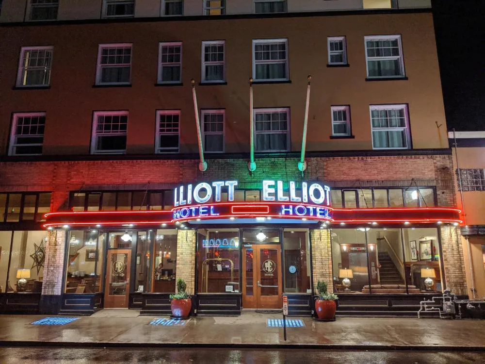 Hotel Elliott hotel hero