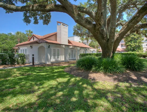 Hodnett Cooper's Beach Club hotel detail image 1