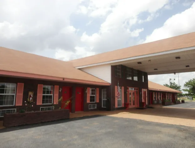 Royal Inn and Suites hotel detail image 1