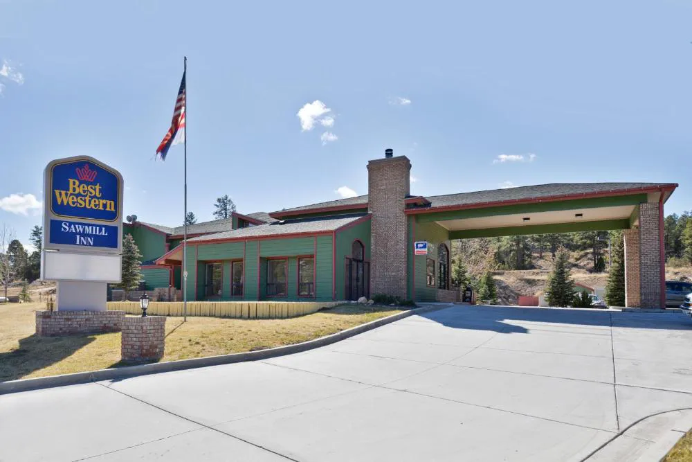Best Western Sawmill Inn hotel hero