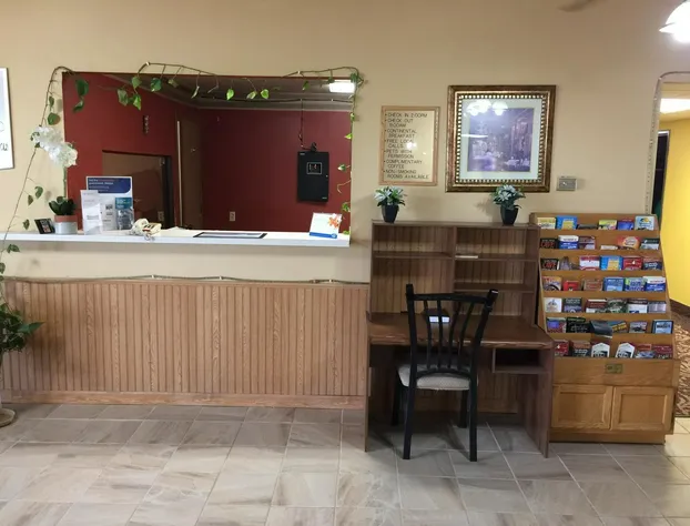 The Trail Inn - Atlanta Illinois - Route 66 I-55 hotel detail image 3