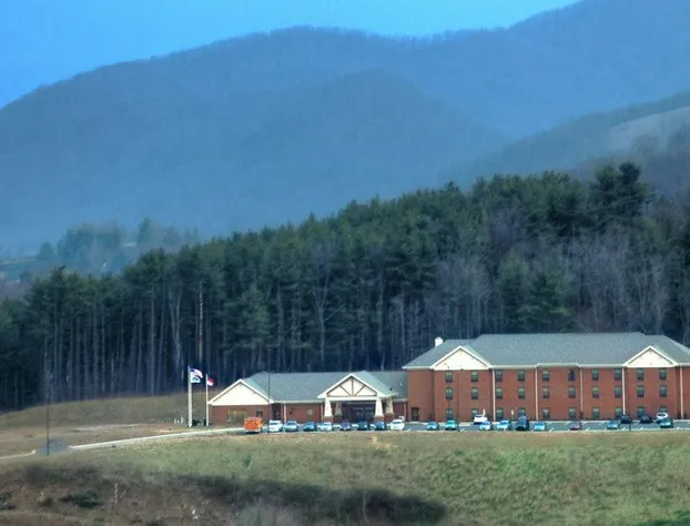 Holiday Inn Express West Jefferson by IHG hotel detail image 1