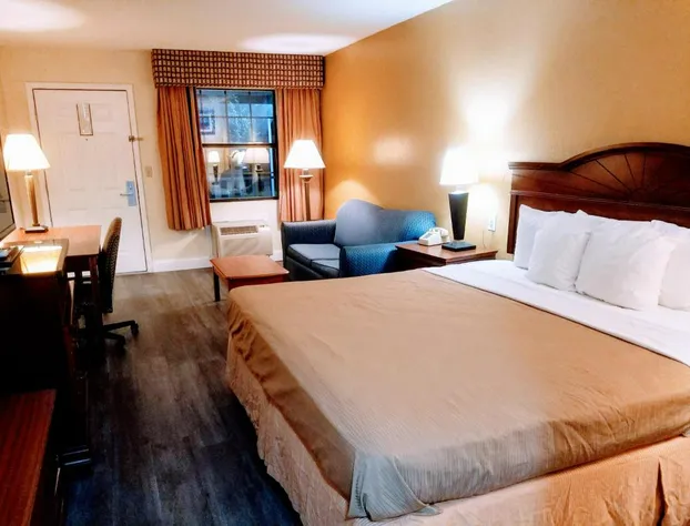 Sylvania Inn hotel detail image 4