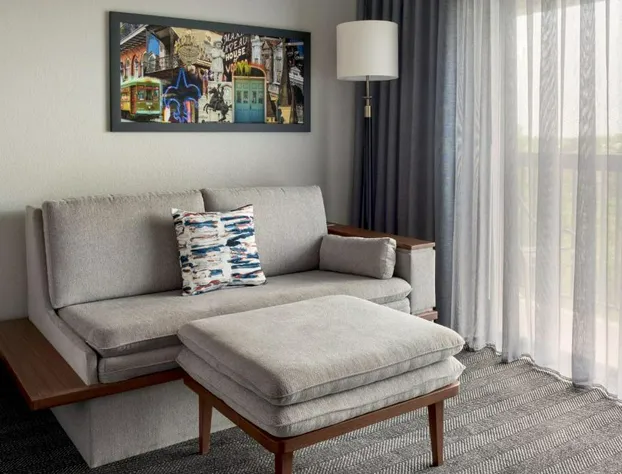 Courtyard by Marriott New Orleans Metairie hotel detail image 3