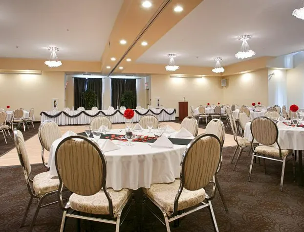 Best Western Plus Woodstock Hotel & Conference Centre hotel detail image 2