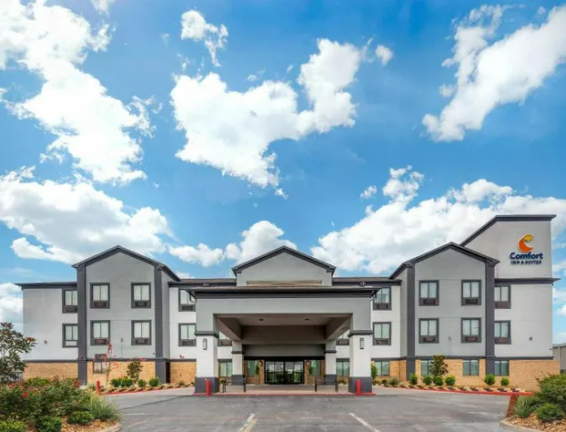 Comfort Inn & Suites hotel detail image 4