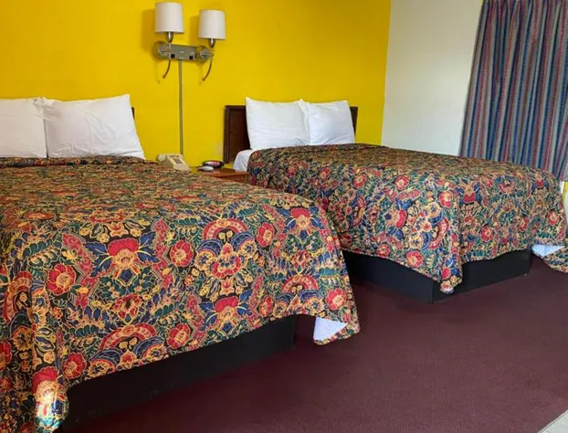 Madill Inn hotel detail image 2