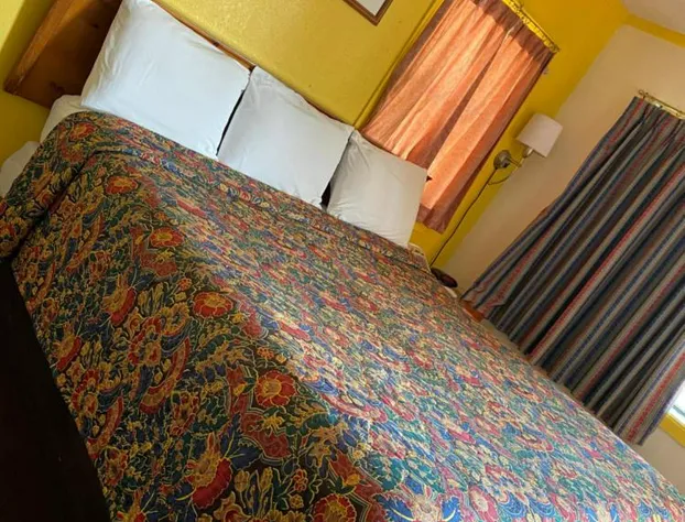 Madill Inn hotel detail image 4
