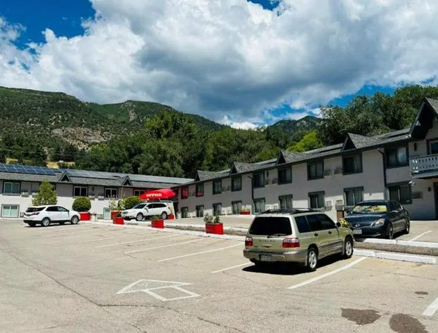 Adventure Inn - Glenwood Springs hotel detail image 4