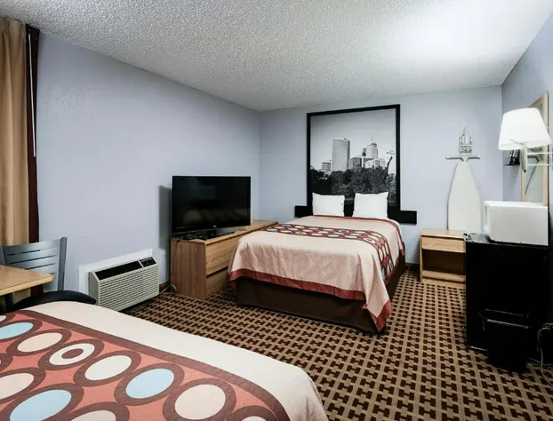 Super 8 by Wyndham Elk City hotel detail image 4