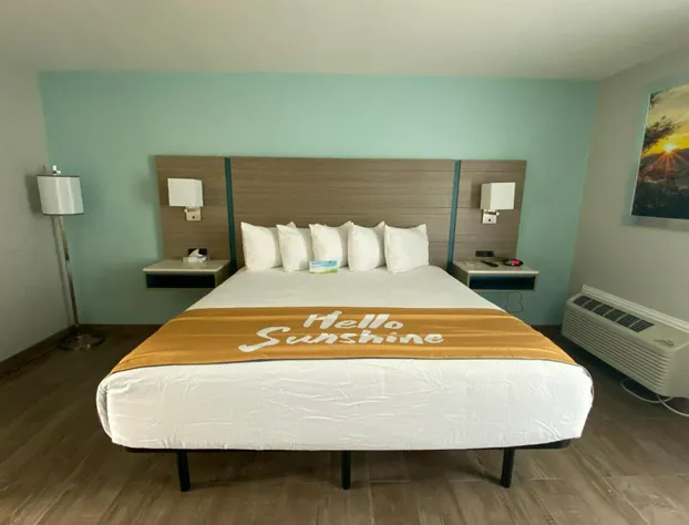 Days Inn by Wyndham Rockport Texas hotel detail image 3