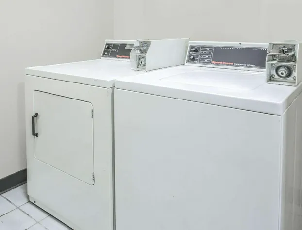 Super 8 by Wyndham Princeton hotel detail image 4