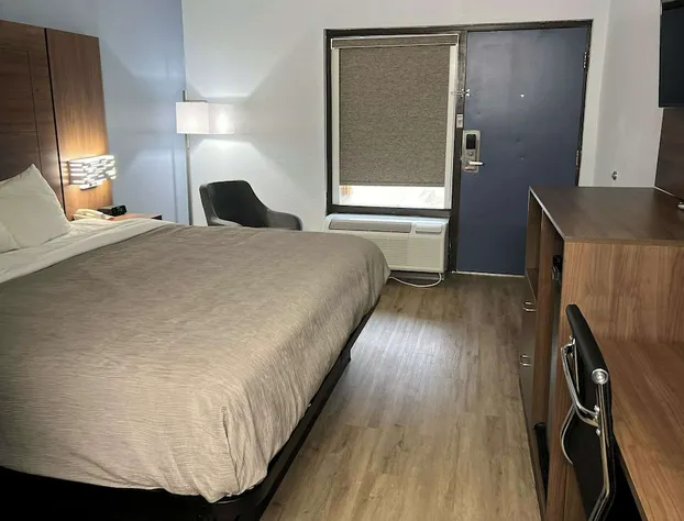 Quality Inn Madison - Huntsville hotel detail image 4