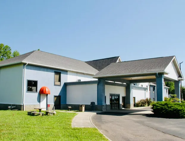 Grand Vista Hotel and Suites hotel detail image 3