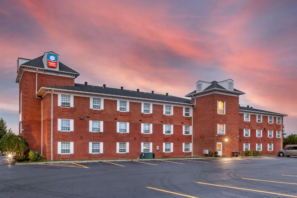 SureStay Plus Hotel by Best Western Kincardine hotel hero