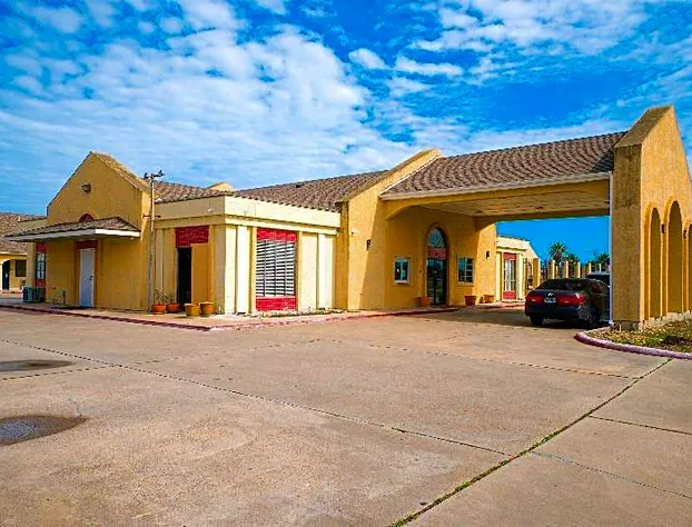 Americas Best Value Inn and Suites Aransas Pass hotel detail image 2