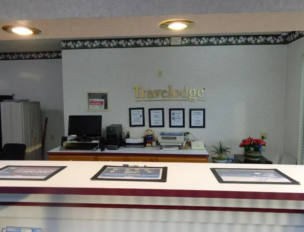 Travelodge by Wyndham Ridgeway Martinsville Area hotel detail image 2