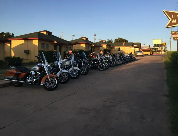 Lincoln Motel hotel detail image 2