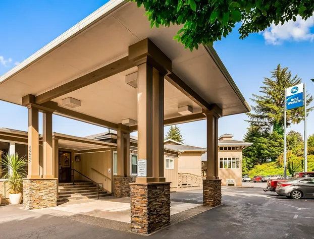 Best Western Pier Point Inn hotel detail image 1