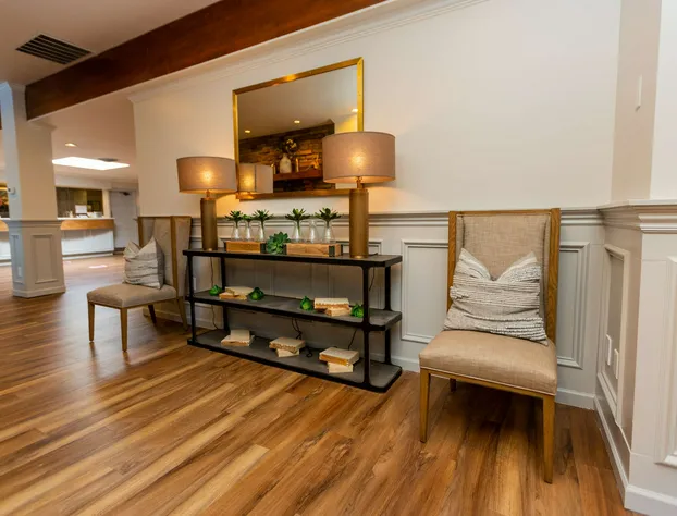 Best Western Pier Point Inn hotel detail image 3