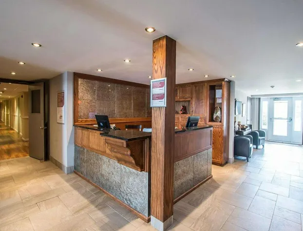 Econo Lodge Inn & Suites hotel detail image 2