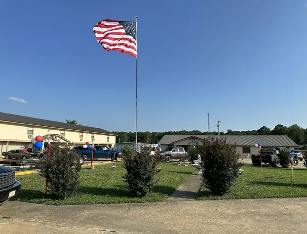 Travelers Inn Motel hotel detail image 3