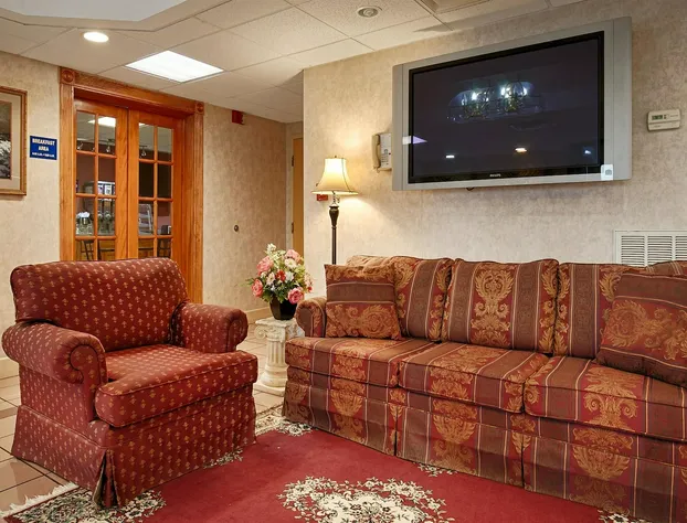 Baymont by Wyndham Franklin hotel detail image 4