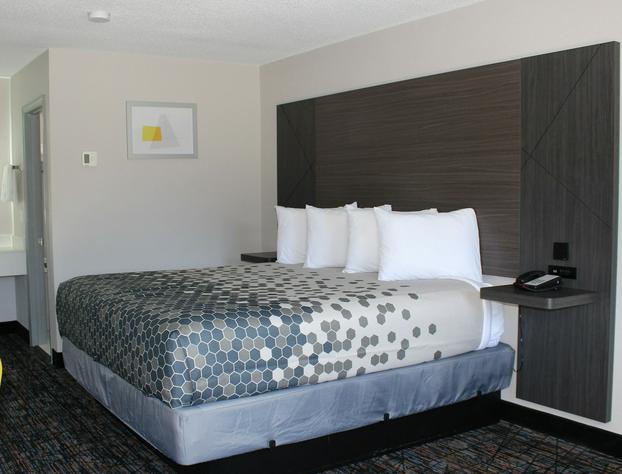 Landsford Inn hotel detail image 2