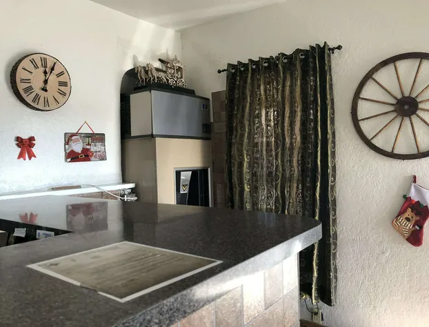 Economy Inn hotel detail image 3