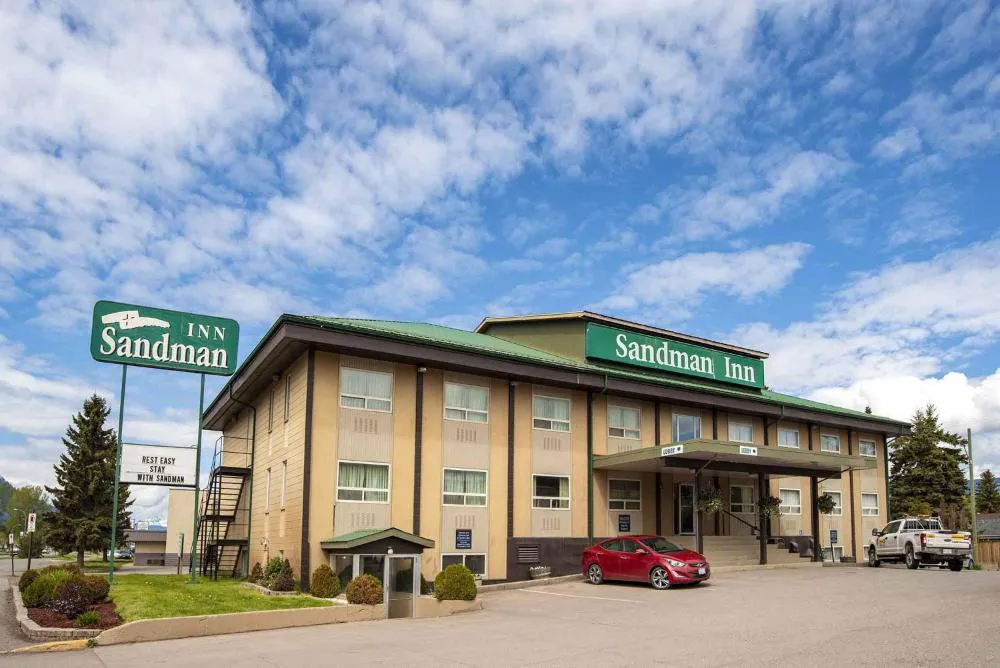 Sandman Inn Smithers hotel hero