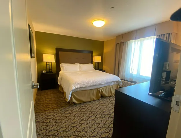 Wingate by Wyndham Fort Saskatchewan hotel detail image 3