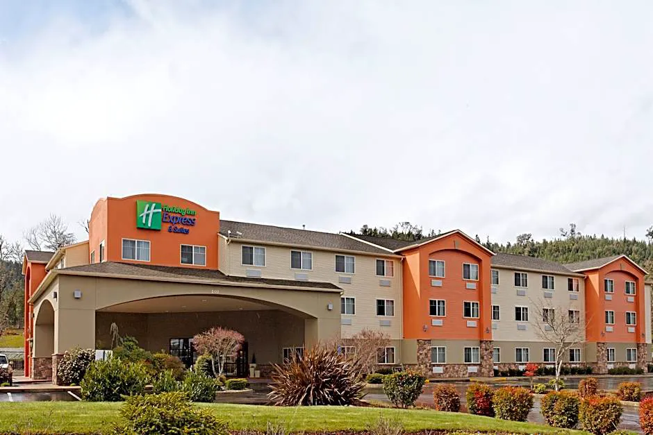 Holiday Inn Express Hotel & Suites Canyonville hotel hero