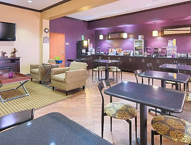 Best Western Giddings Inn & Suites hotel detail image 3