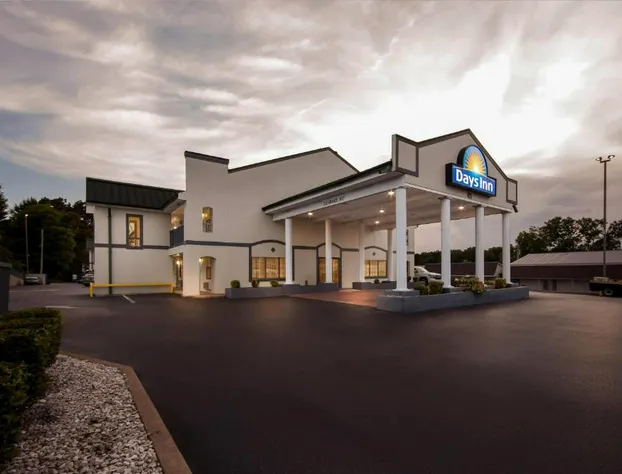 Days Inn by Wyndham Lexington hotel detail image 2