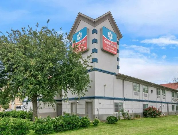 SureStay Plus by Best Western Benbrook Fort Worth hotel detail image 1