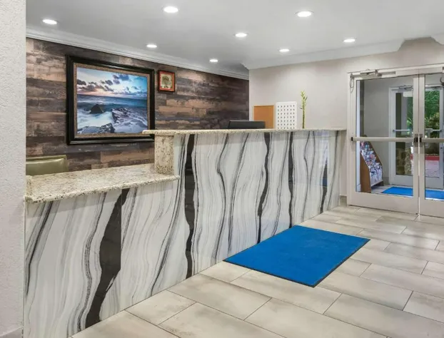 SureStay Plus by Best Western Benbrook Fort Worth hotel detail image 3