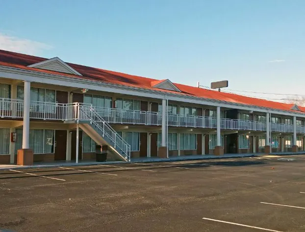 Motel 6 Brunswick, GA hotel detail image 1